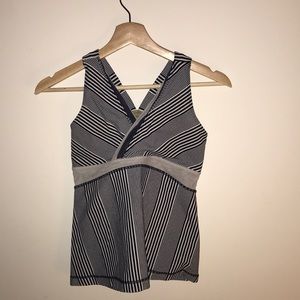 Lululemon workout tank